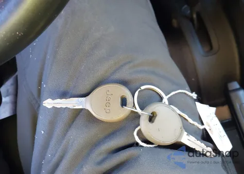 2017 Jeep Wrangler Unlimited Sport 4X4 z USA, uszkodzony, nr VIN 1C4BJWDG1HL737962